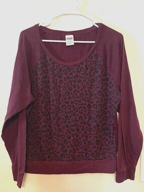 VS PINK Victoria's Secret Maroon Cheetah Print Long Sleeve Tee Size Large